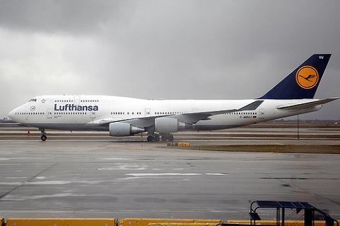 Los pilotos de Lufthansa plantean una nueva huelga para el 13 de abril