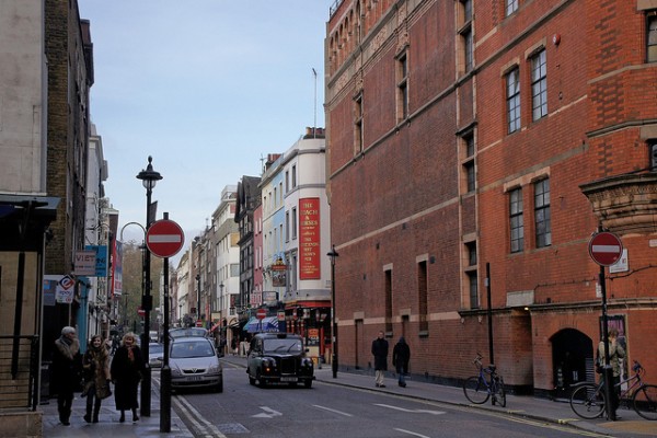 imagen de una calle londinense